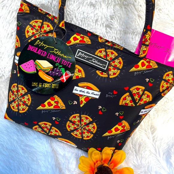 Betsey Johnson Handbags - Betsy Johnson Lunch Tote